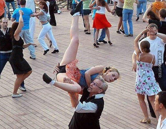 nieprzyzwoita_figura_taneczna.jpg