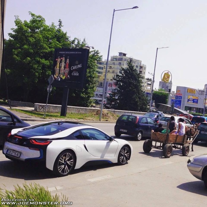 jedno_zdjecie_jedno_miasto_dwa_swiaty.jpg