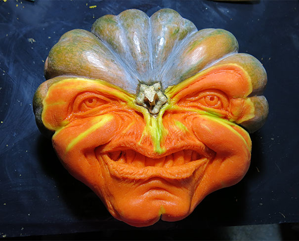 creepy-pumpkin-carvings-jon-neill-1.jpg